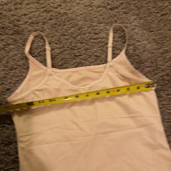 Form fitting cami - Picture 4 of 8